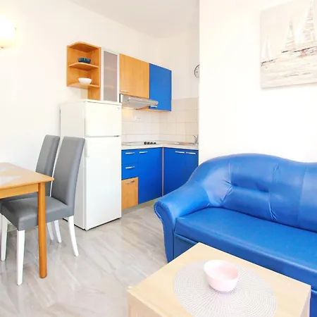 In Mit Eigenem Balkon By Interhome Baška